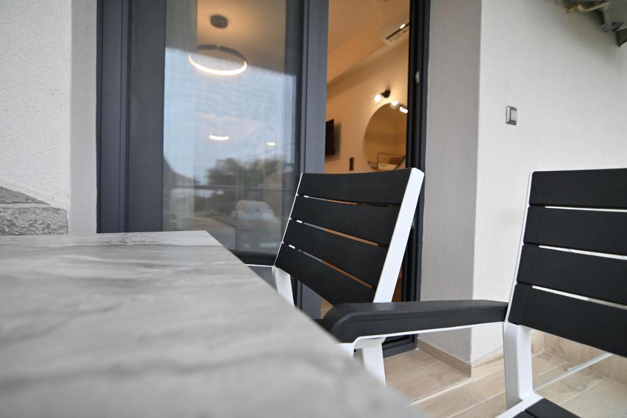 Armonia Luxury Suites Неа-Врасна Экстерьер фото